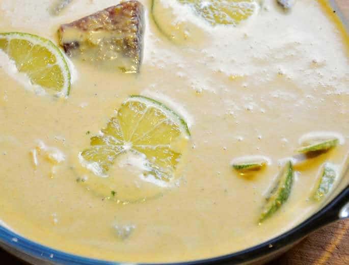 Erdnuss-Limetten-Soße