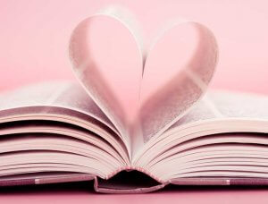Romantik Buch mit Herz