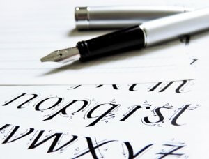 Füllfeder mit Kalligraphie 
