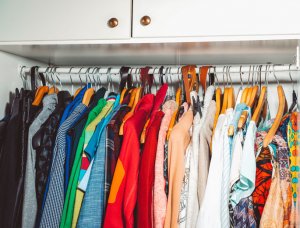 Motten loswerden Kleiderschrank
